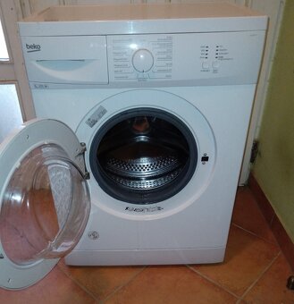 Predám plnefunkčná ÚZKA (SLIM) automatická práčka BEKO - 6