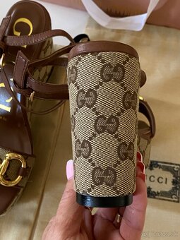 Gucci sandálky - 6