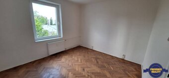 PREDAJ: 3 izbový byt s balkónom, 72 m2 - KOMÁRNO - 6