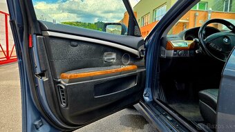 BMW 730i - 6