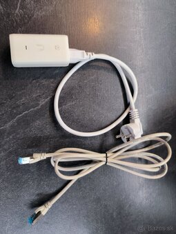Ubiquiti UniFi UAP-AC-PRO + TP LINK switch - 6