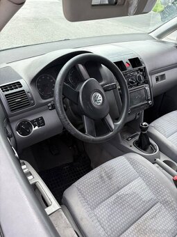 Predam Vw Touran 1.6 benzin 75kw - 6