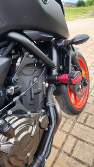 Yamaha MT07 - 6