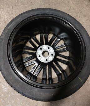 Predám gumy Matador Hectorra 5 - 225/45R18 - 6