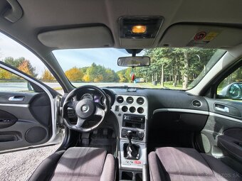 Alfa Romeo 159 1.9JTDm - 6
