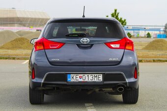 Toyota Auris 1.6 l Valvematic Active - 6