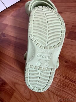 Crocs šľapky - 6
