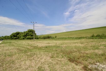 Stavebný pozemok Višňové - 6
