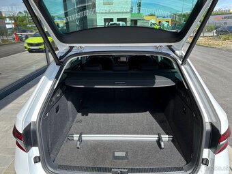 Škoda Superb Combi 2.0 TSI 140kW Style DSG - 6
