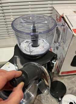 Tefal WIZZO QB319838 1000W kuchynský robot - 6