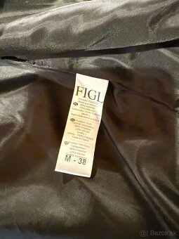 Čierny dámsky kabat - 6