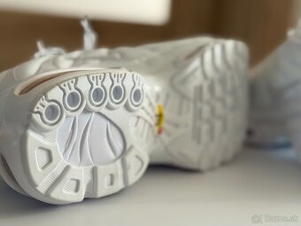 Nike Air Max Plus / Triple White - 6