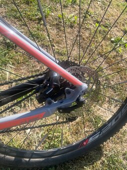Cube 27.5” - 6