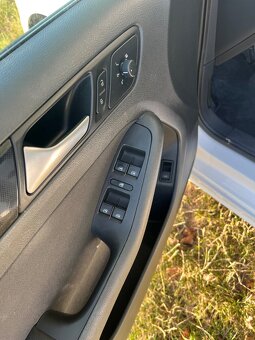 Vw jetta 1,6tdi comfort line - 6