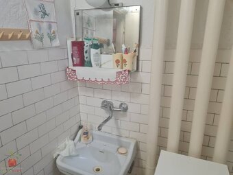 Predám rodinný dom Komjatice - 6