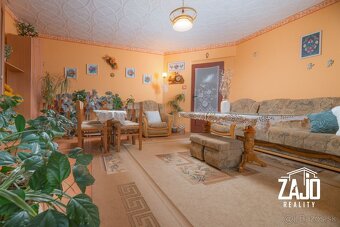 DVOJPODLAŽNÝ RD S ROZSIAHLYM POZEMKOM A KRÁSNOU PRÍRODOU - 6