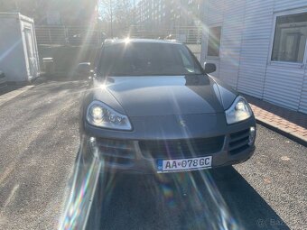 Porshe Cayenne - na pruzinach - 6