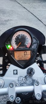 Suzuki - 6