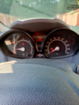 Predaj auta Ford Fiesta 1.4 TDCI Mk7 - 6
