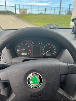 Predam Skoda Fabia 1.4 - 6
