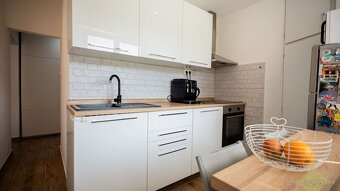 REZERVOVANÉ - Predaj | moderný 2,5i byt | zariadený |balkón - 6