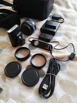 Samsung NX100 - 6