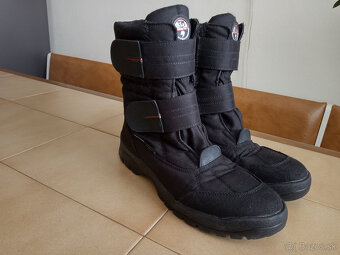 Panske snehule ANTARCTICA. - 6