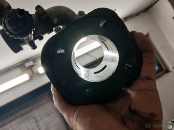 Valec piest hlava na Terra   vari - 6