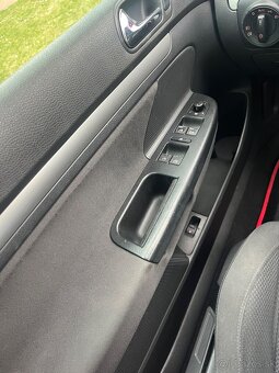 Volkswagen Golf 5 - 6