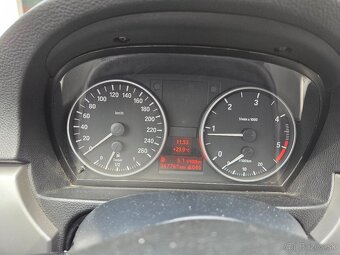Bmw e91 318d - 6