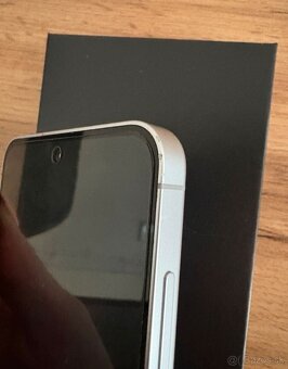 Samsung Galaxy S24 Fe - 6