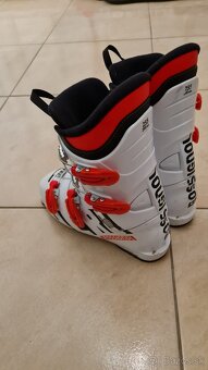 Predam lyziarky Rosignol HERO J4, 25.5 - 6