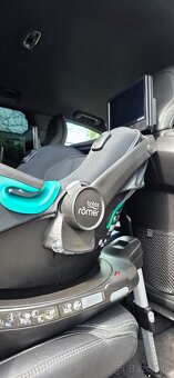 Autosedačka Britax Römer Baby-Safe iSense - 6