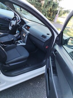 Opel Astra H - 6