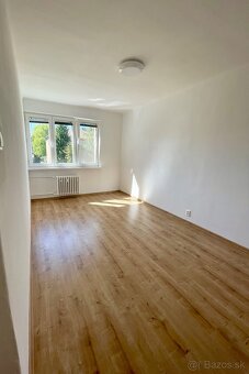 Prenájom 3 izbový byt - 6
