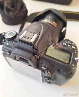 Nikon D 7000 a Nikon D70 s objektívmi - 6