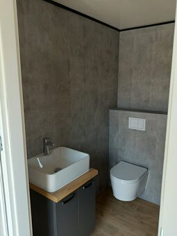 Obytný kontejner 13×3 m – izolovaný, připravený k použití - 6