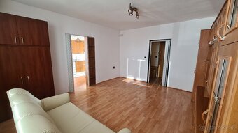 1-izbový byt s balkónom - 6