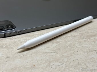 Apple Pencil (USB-C) - 6