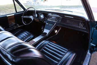 Buick Riviera z roku 1965 Pro Touring - 6