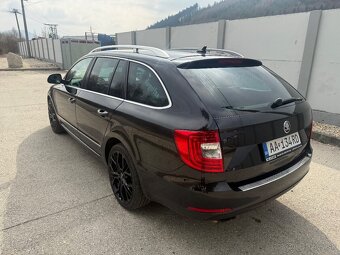 Škoda Superb combi 2.0 TDI DSG 4x4 Elegance - 6