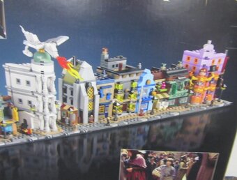 Nové LEGO Harry Potter 76444 Kouzelnické obchody - 6
