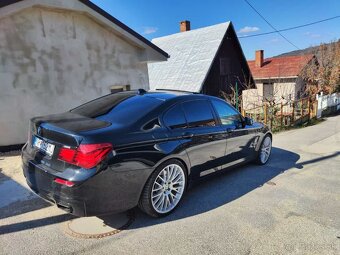 BMW 750i xdrive facelift 330kw f01 - 6
