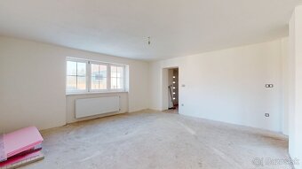 Kompletne zrekonštruovaný 6 izbový rodinný dom, 2x kúpeľňa - 6