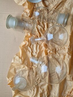 Laboratórne sklo - 6