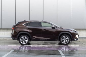 Lexus NX 300h 4WD Luxury, odpočet DPH - 6