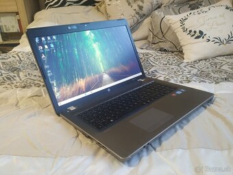 HP ProBook. Intel - i5. 8 GB. 17,3"HD+.640 GB. - 6