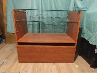 Hnedé pulty do prevádzky alebo dielne - 6