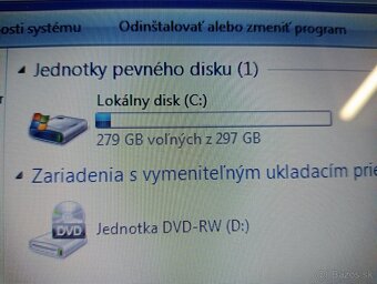predám notebook LENOVO Z560 , WINDOWS 7 - 6
