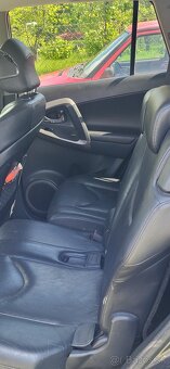 Predám toyotu RAV4 - 6